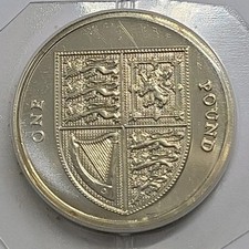 2011 Shield of the Royal Arms Brilliant Uncirculated BUNC UK One Pound £1 Coin