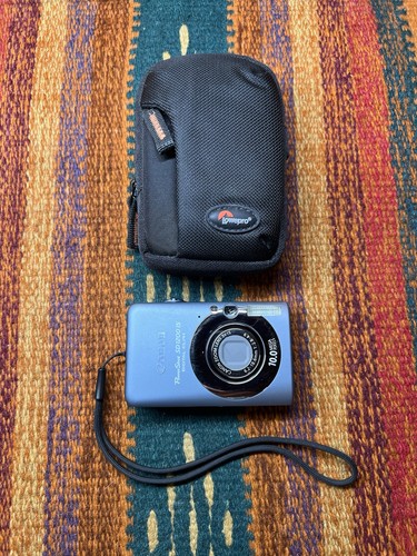 Canon PowerShot SD1200 IS Digital ELPH 10MP Camera Blue (no charger) WORKS