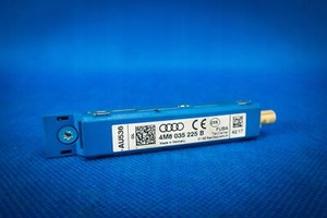 Audi Q8 SQ8 4M8 Antennenverstärker 4M8035225B