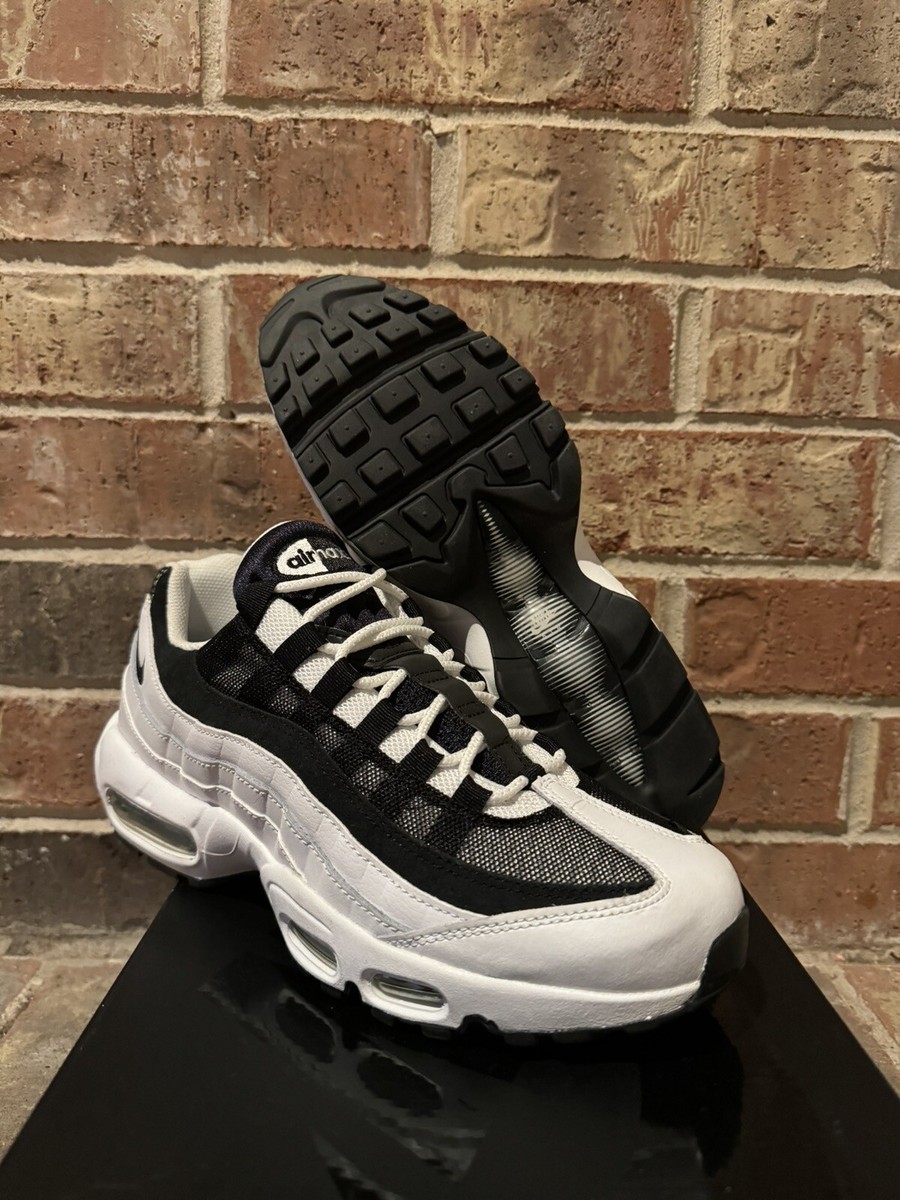 New 9.5 Nike Air Max 95 Yin Yang Pack White Black Running New 9.5 Nike Air Max 95 Yin Yang Pack White Black Running