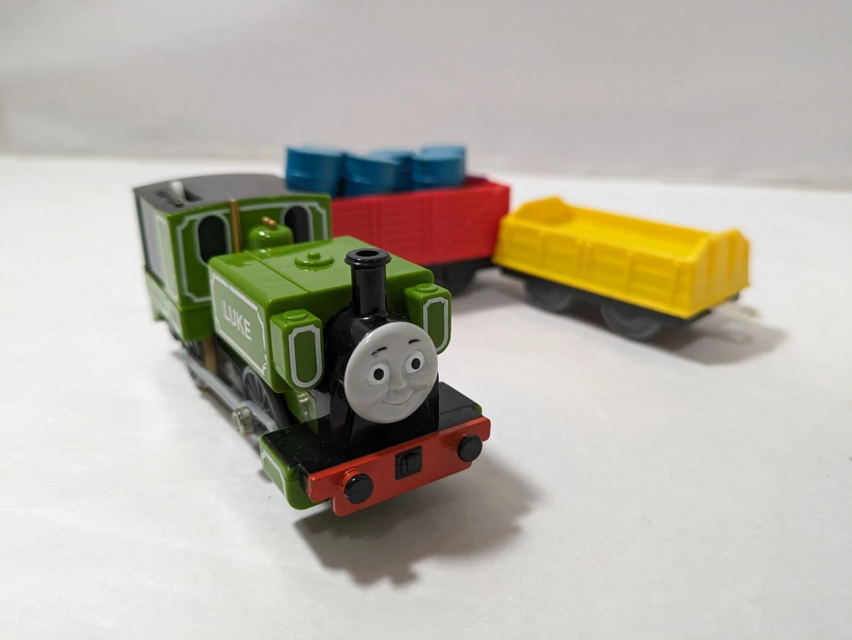 Tomy train hotsell stops play