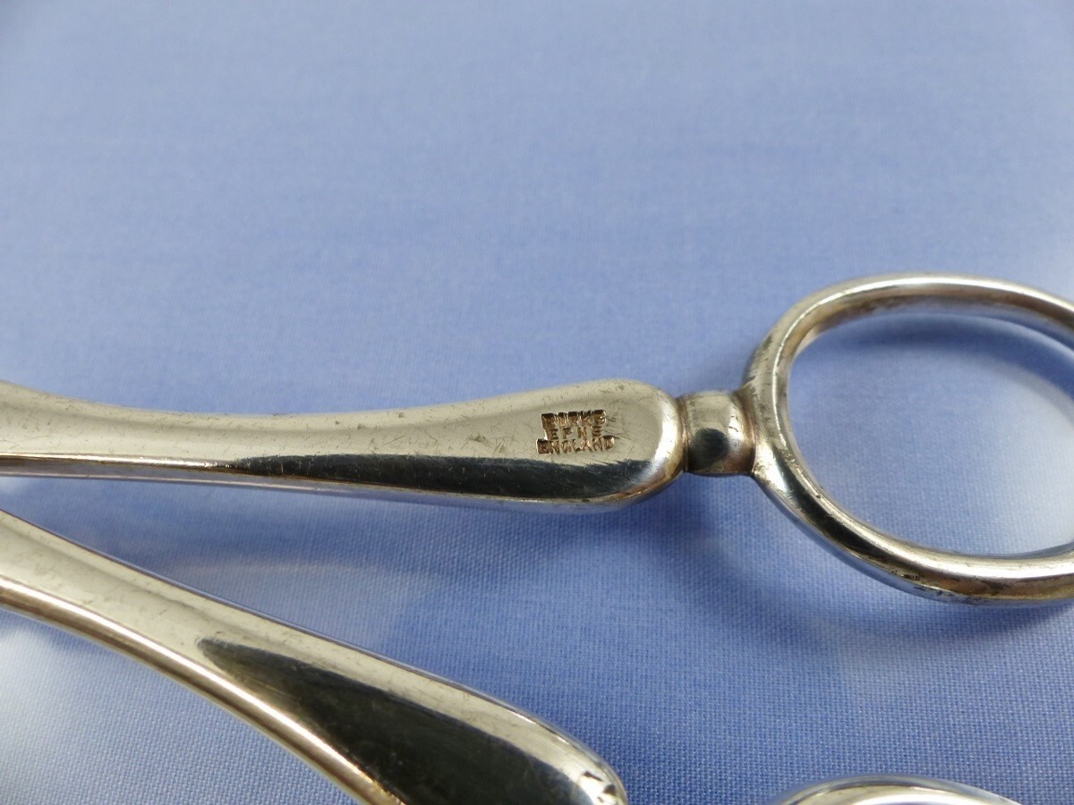 OLD ENGLISH PLAIN SALAD or PASTRY TONGS BY BIRKS EPNS ENGLAND eBay