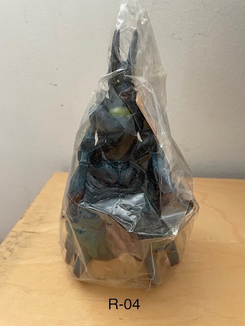 Giant Robot Mikazuki Vinyl Figures Kaiju Ultraman Takara Godzilla