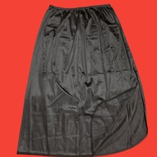 VASSARETTE ... Vintage 28  Nylon Side Slit Half Slip .. Black .. Size M ... NEW