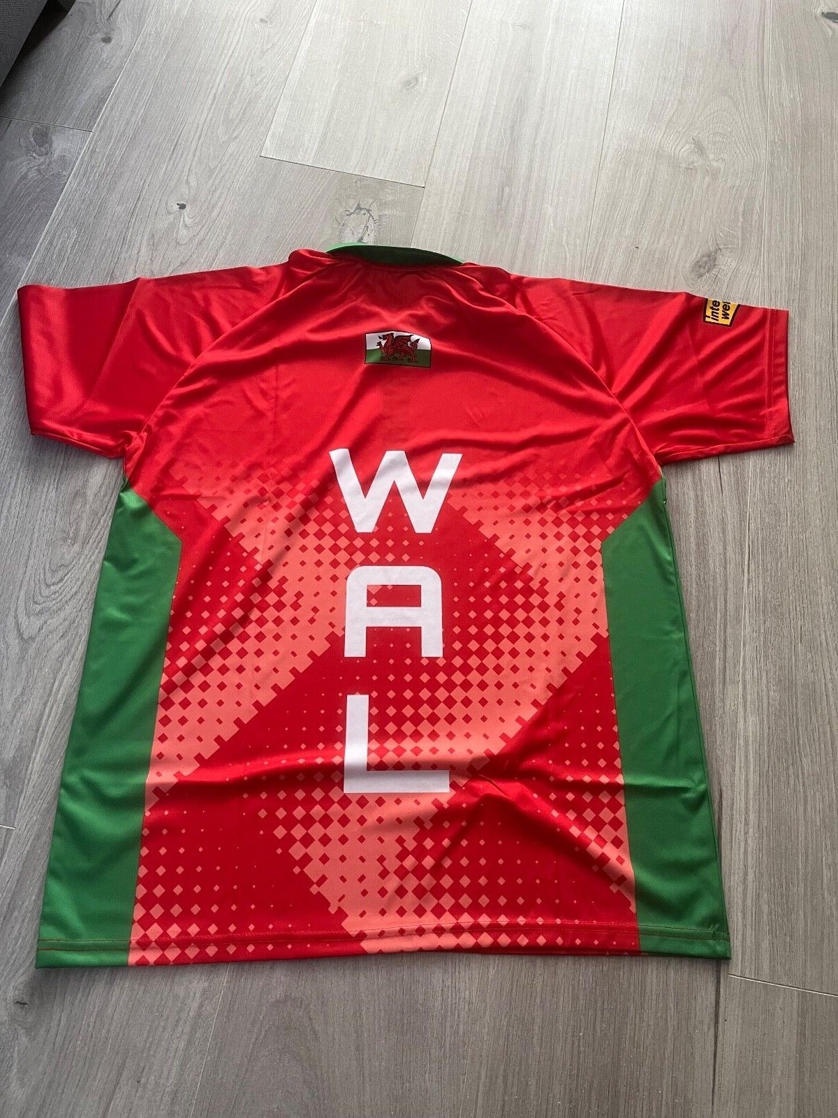 Gerwyn Price / Jonny Clayton Wales Official World Cup Darts Shirt XXL