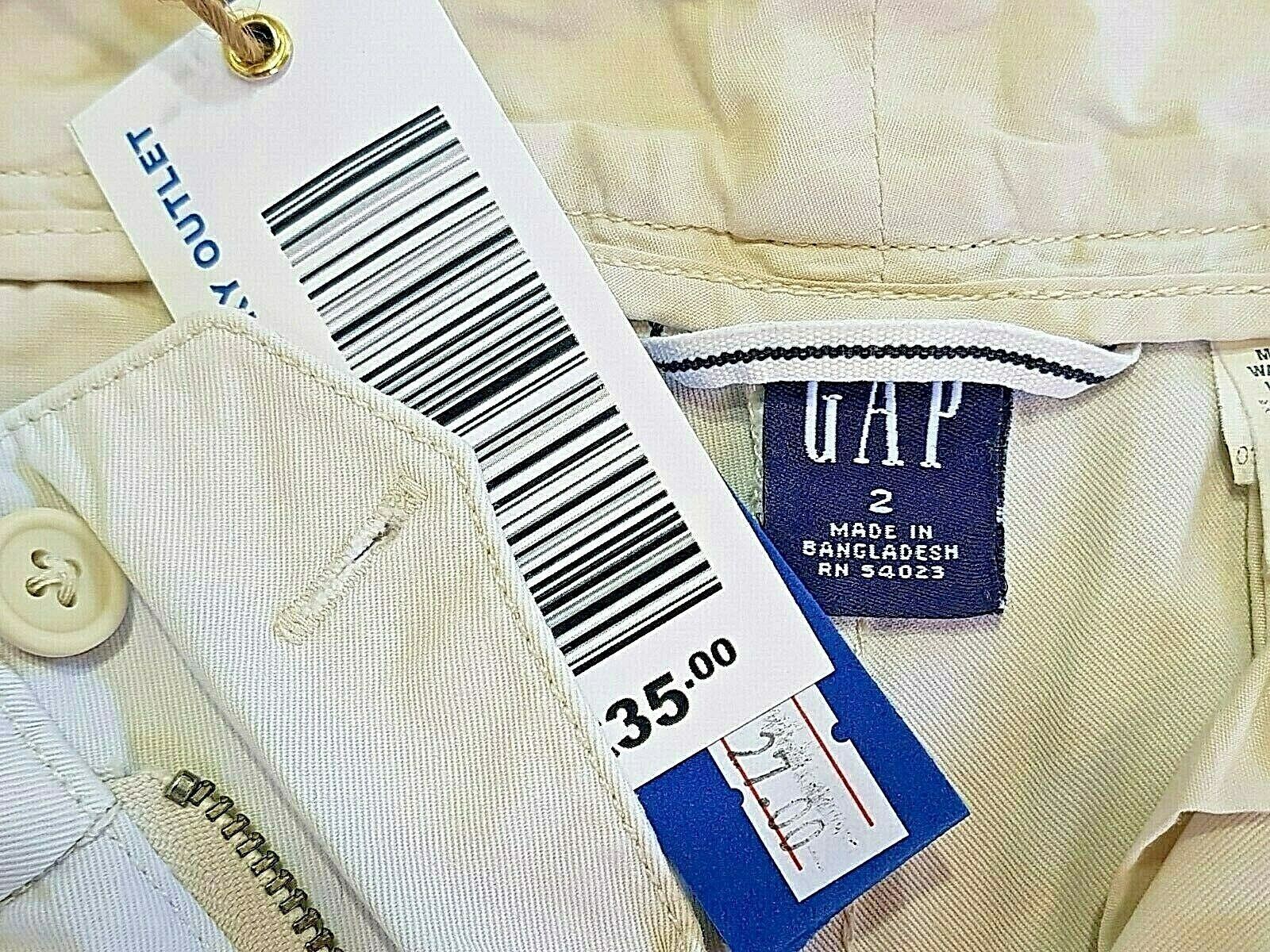 GAP Womans Ivory KHAKIS CHINOS SHORTS Flat - W26" - UK8 - EU36 - US2 - RRP £35 image 3