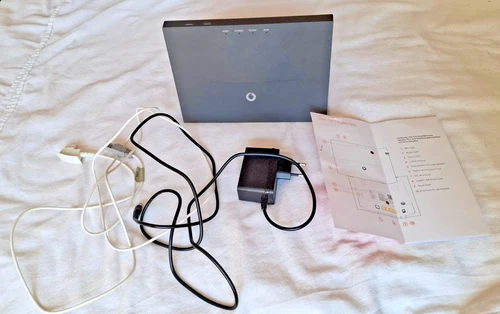 Vodafone EasyBox 805 WLAN Router DSL 300 1.300 Mbit 5GHZ 4xLAN