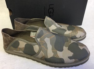 ugg camouflage slippers