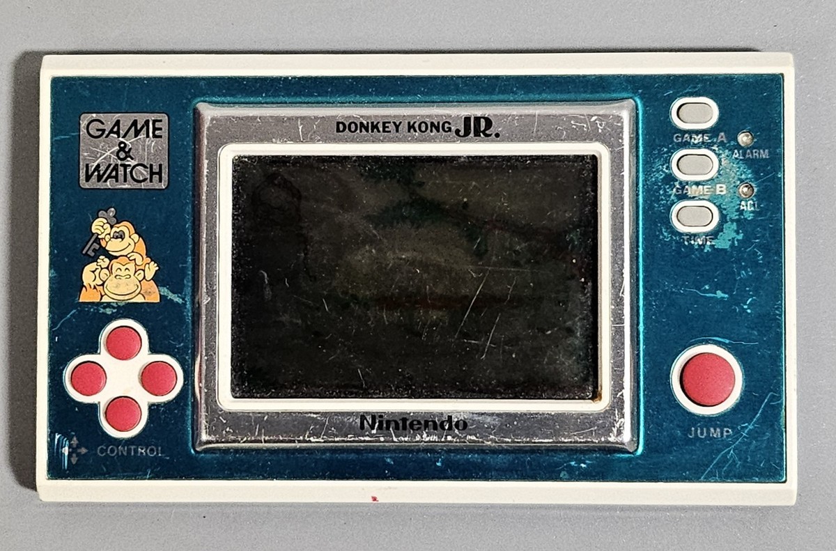 1982年発売 GAME&WATCH DONKEY KONG JR. s-l1200.jpg