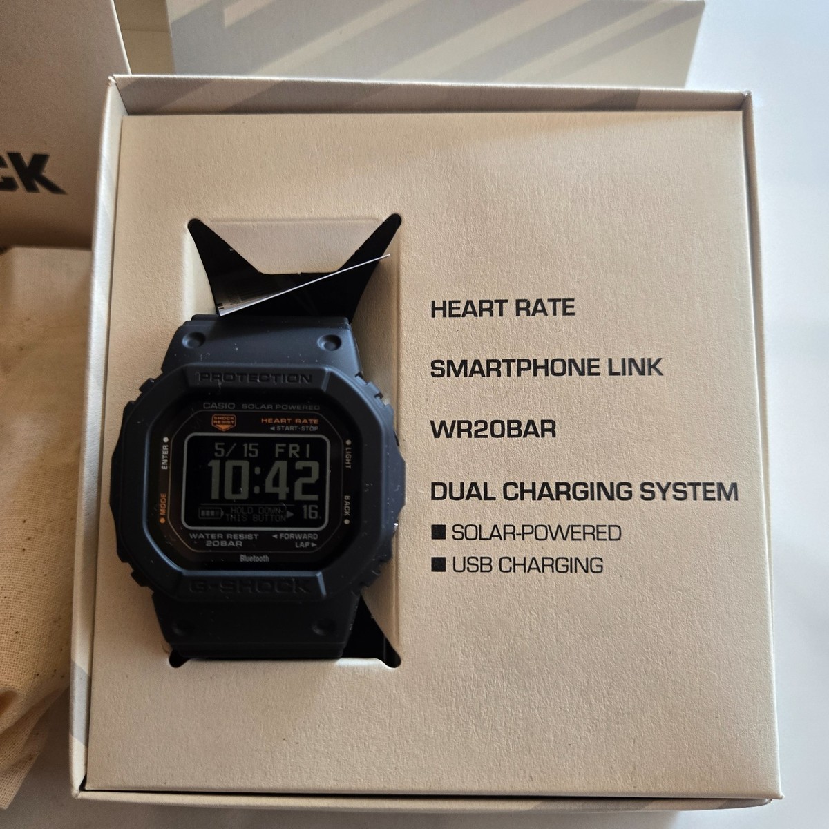 Casio G-SHOCK DW-H5600-1JR G-SQUAD Heart Rate Monitor Bluetooth