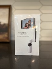 Insta360 Flow - AI-Powered Smartphone Stabilizer, Auto Tracking Phone Sealed