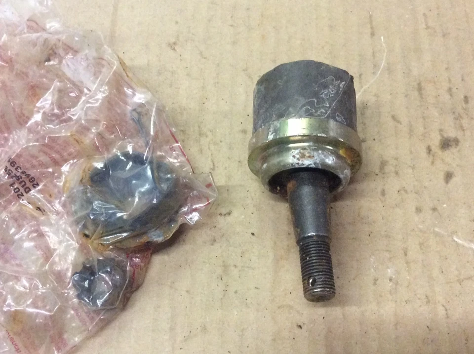 NUEVA RÓTULA DE SUSPENSIÓN DELANTERA INFERIOR NAPA 260-1524 - Se adapta a Dodge 87-99 Foto 4 de 4