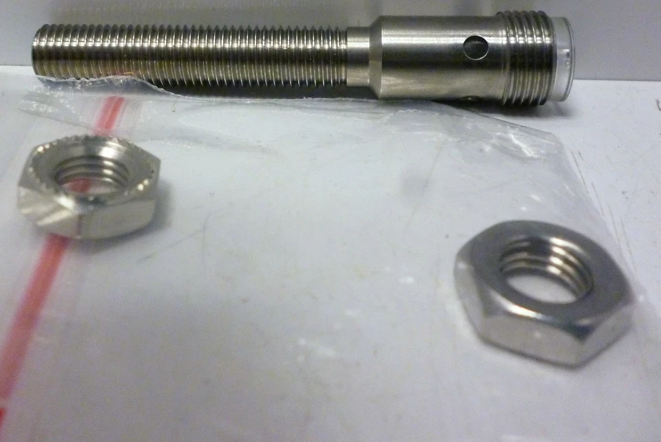 Pepperl NRB2-8GS40-E2-V1 Inductive Proximity Sensor - Image 3 of 4