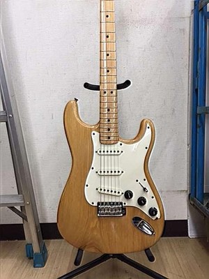 FERNANDES FST-75N Stratocaster Type Electric Guitar