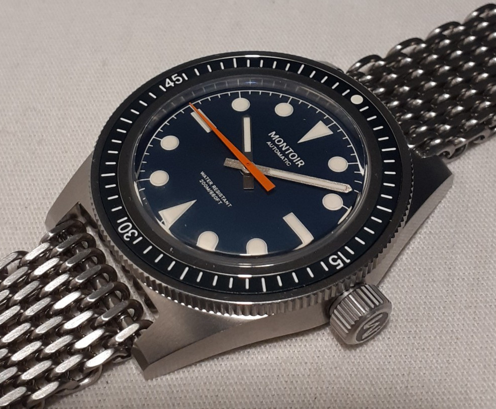 MONTOIR MWMOD-01 V2 DIVER AUTOMATIC, SWISS MADE, BLUE DIAL, SHARK MESH BRACELET