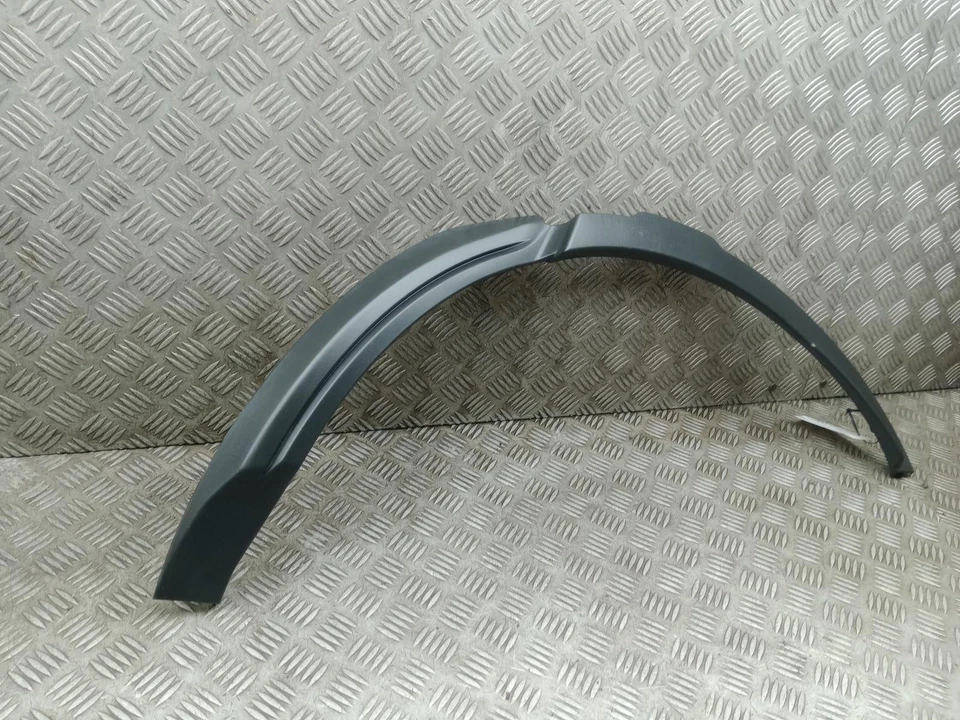 RANGE ROVER EVOQUE WHEEL ARCH WING TRIM REAR LEFT BJ32290E23AG L538 2011 - 2015 - Image 2 of 4