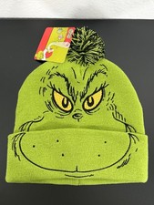 NWT The Grinch Adult Pom Pom Beanie Hat Green One size