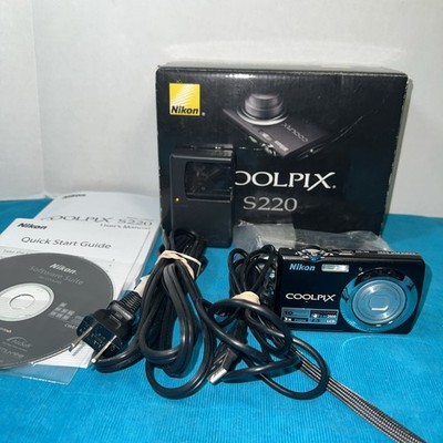 Nikon Digital Camera COOLPIX S220 Bundle 10MP Black Tested Works In Original Box