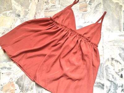 Elegantes Tanktop in Ziegelfarbe