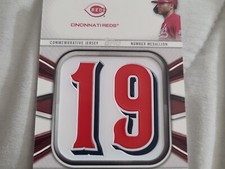 2022 Topps Series 1 Joey Votto Player Jersey Medallion #JNM-JV - Cincinnati Reds