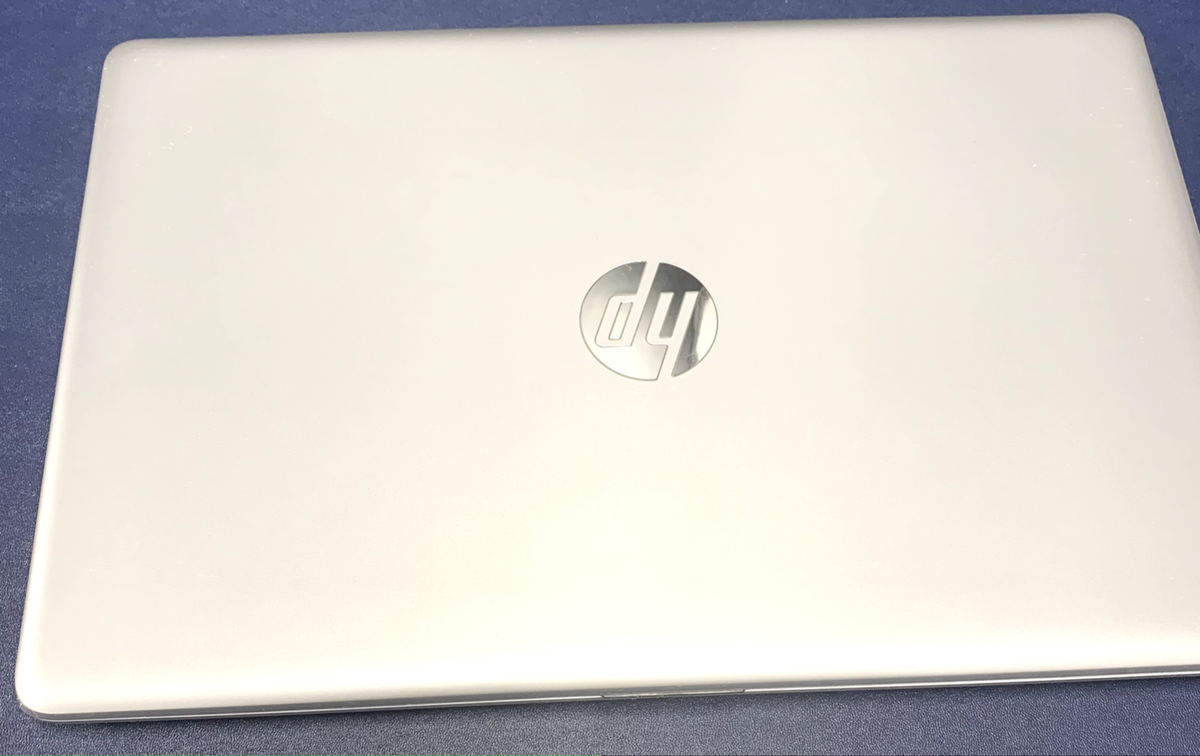 Pre owned Stylish HP Laptop 15-db0xxx 15.6 Pre owned Stylish HP Laptop 15-db0xxx 15.6