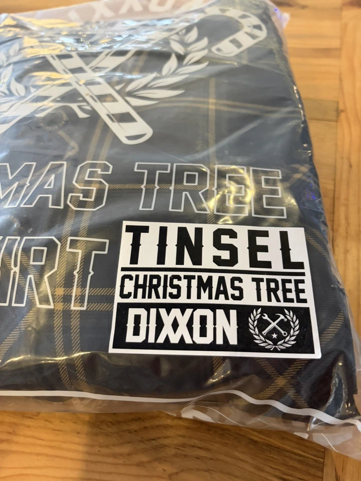 Dixxon Flannel TINSEL Christmas Tree Skirt, NIB - Image 4 of 4