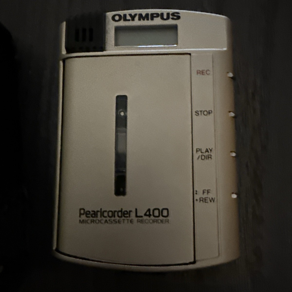 ポータブルプレーヤー OLYMPUS Pearlcorder L400 Cassette Recorder: OLYMPUS Pearlcorder L400 Micro cassette