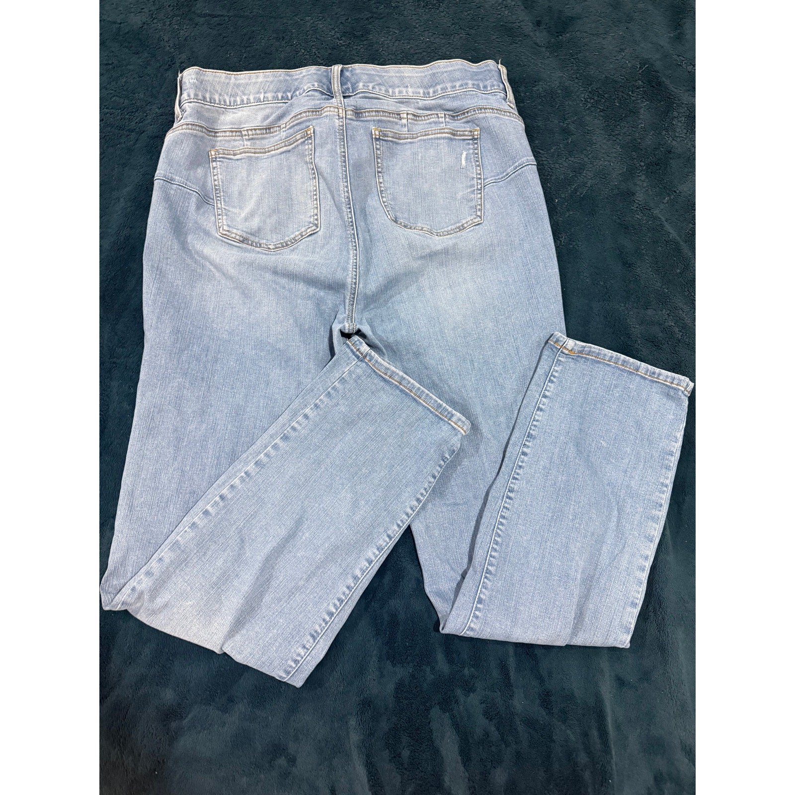 18T Torrid Bombshell Straight jeans - image 5