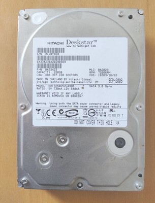 HITACHI DESKSTAR HDT725025VLA380 250GB 7200U/min  SATA II 3.5 Zoll