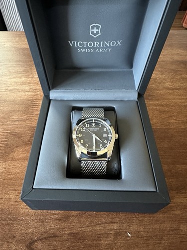 victorinox-swiss-army-infantry-241585-dark-grey-quartz-stainless