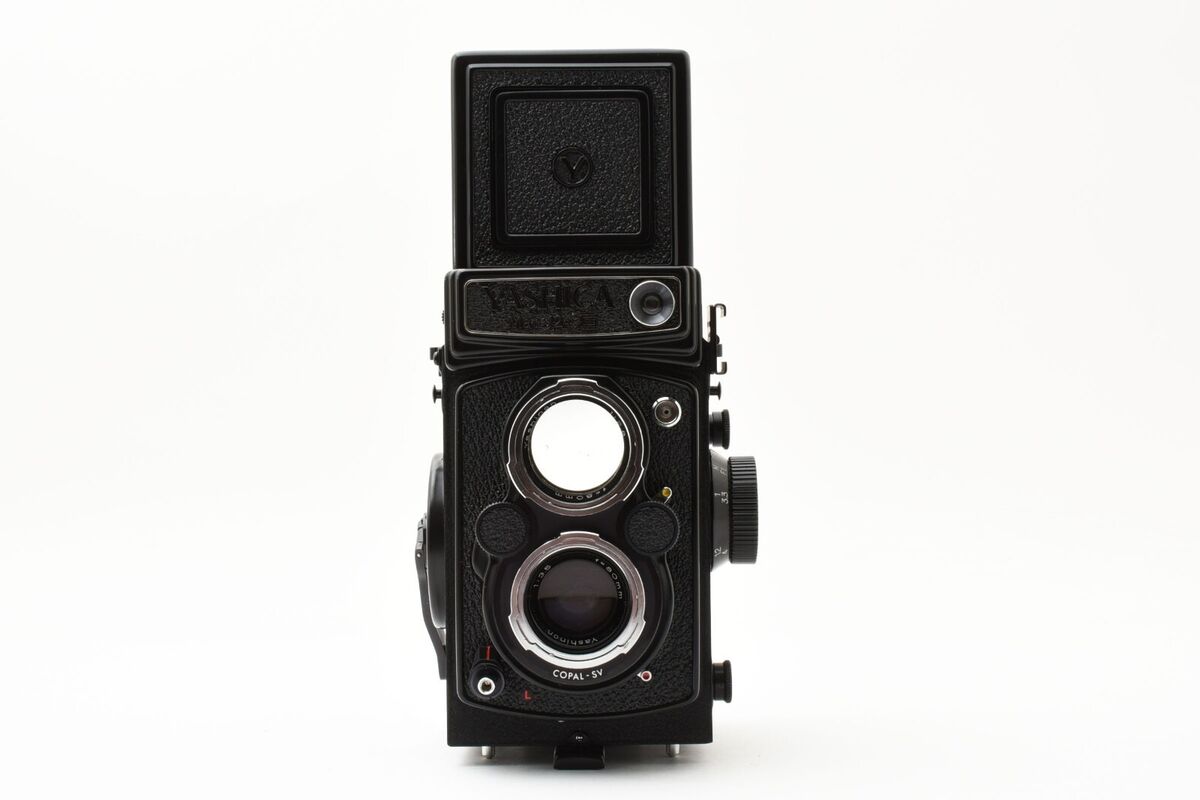 Yashica Mat 124G 6x6 TLR film Camera meter works From JAPAN Yashica Mat 124G 6x6 TLR film Camera meter works From JAPAN