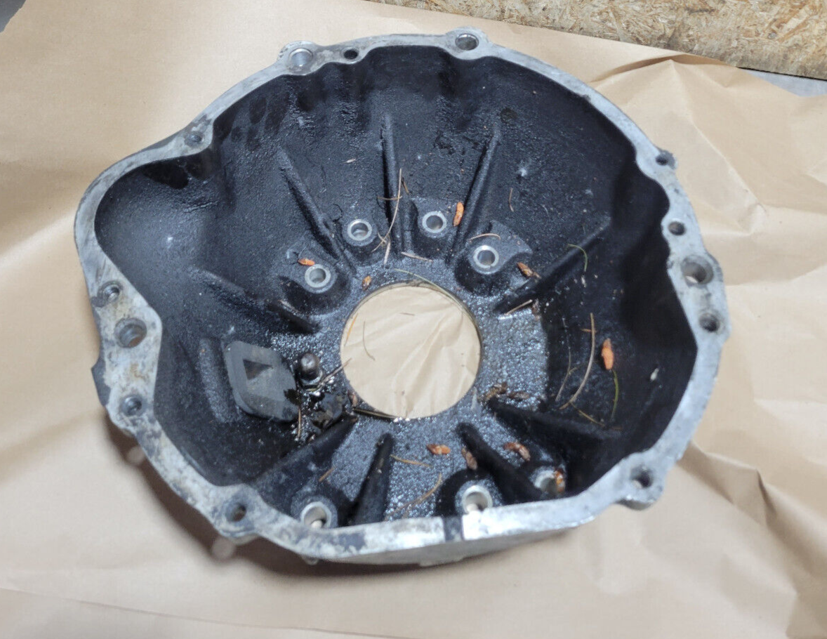 EARLY TOYOTA PICKUP HILUX CELICA W50 MANUAL TRANSMISSION BELL