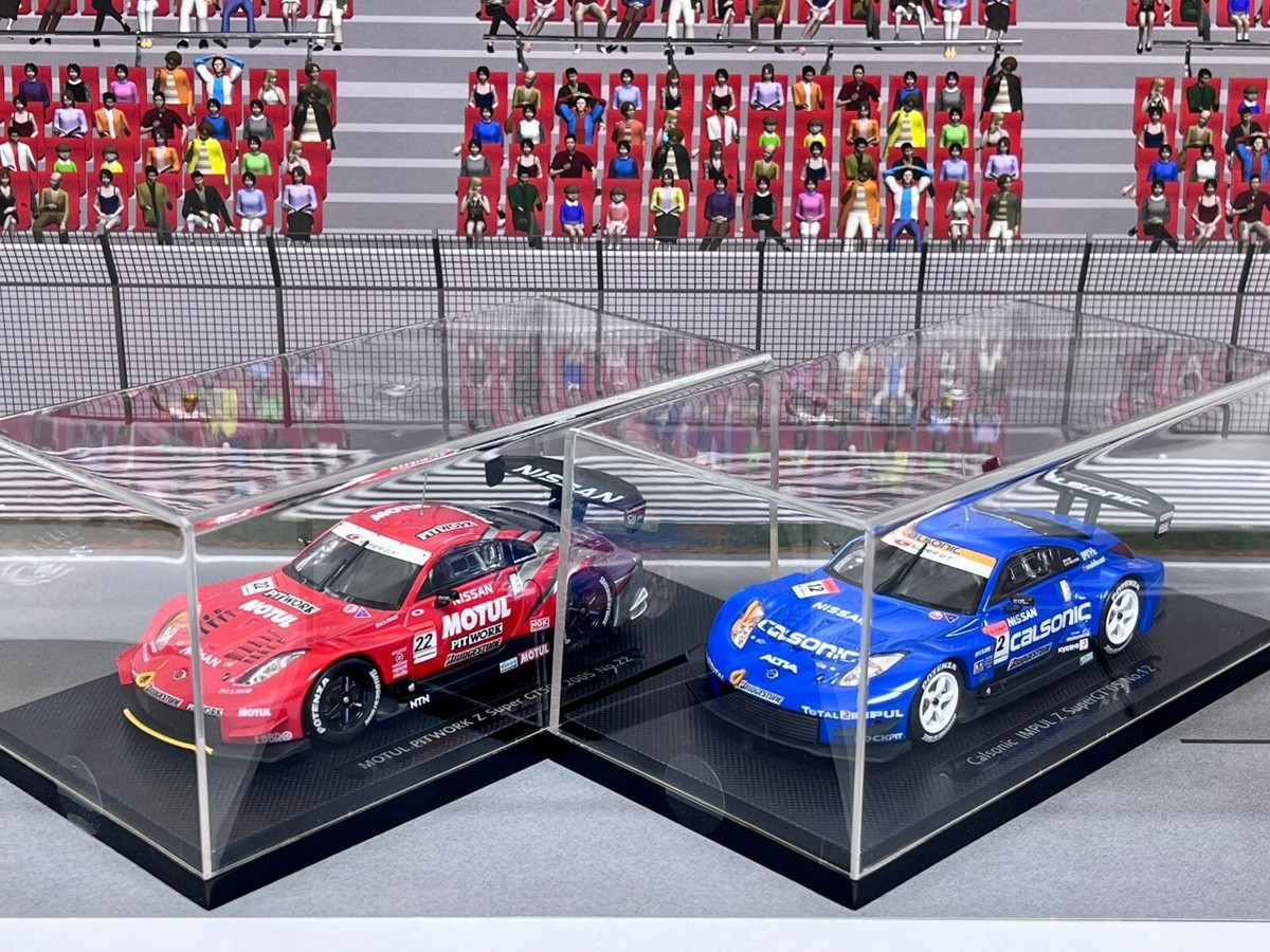 EBBRO 1/43 Super GT500 2005 CALSONIC IMPUL Z No. 12, NISMO MOTUL Z