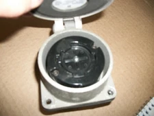 Hubbell HBL26410  HUBBELLOCK 60-Amp Receptacle 600Vac 60A  4W