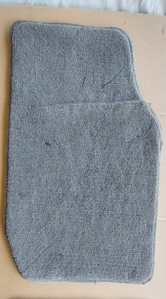 1991 Toyota 4runner Grey Floor Mats Set of 4 Front & Rear Thick Carpet - Image 3 of 4