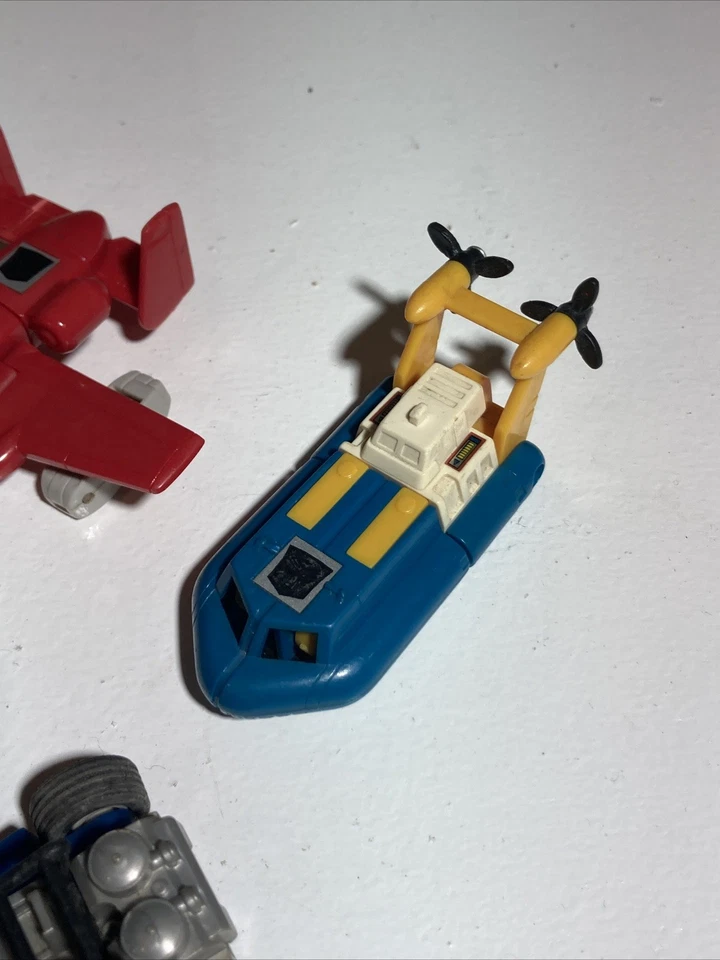 Vintage G1 Transformers Autobots Minibots Warpath Powerglide Cosmos Seaspray - Image 3 of 4
