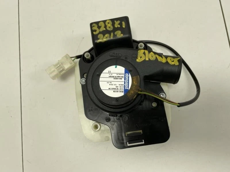 Motor de ventilador 2011 BMW 328I XDRIVE FABRICANTE DE EQUIPAMENTO ORIGINAL+ - Imagem 4 de 4