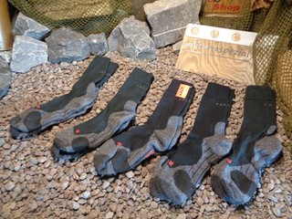 5 Paar Falke TK2 L Explore Herren Trekking Socken 42 43 schwarz gebr. 2974