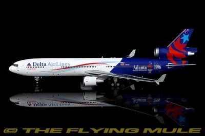 SQ Wings 1:200 MD-11 Delta Air Lines N812DE | eBay