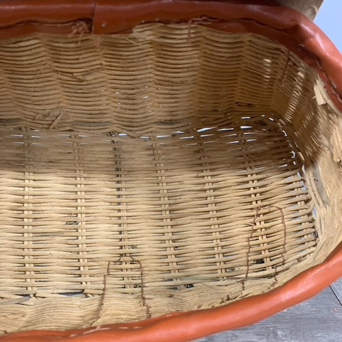 Antiguo CREEL DE PESCA DE MIMBRE/BAMBÚ DE COLECCIÓN SIN CORREA TRUCHA PESCA CON MOSCA ARROYO RÍO - Imagen 18 de 24