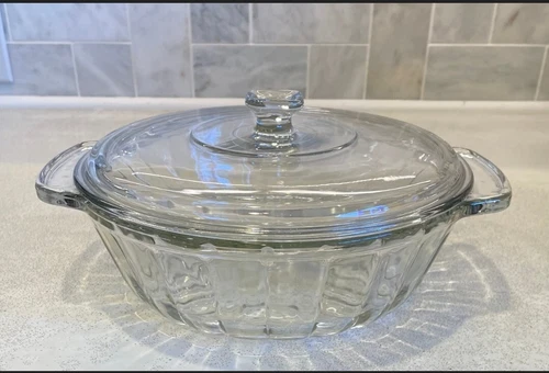 Vintage Anchor Hocking 2-Qt Ribbed Clear Glass Casserole Baking Dish with Lid