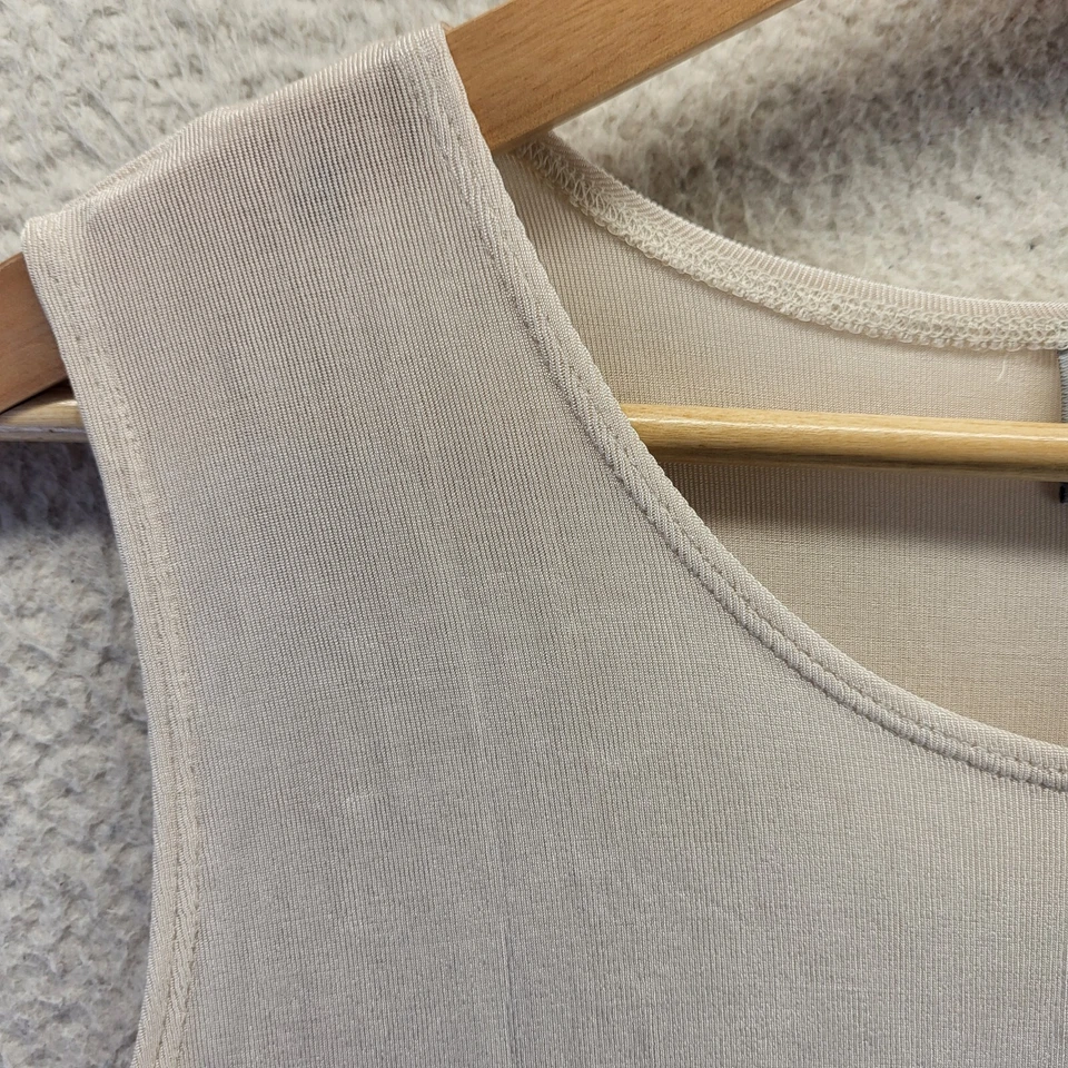 Chico's Travelers 1 Medium Tank Top Shirt Cream USA Stretch Scoop Neck Classic - Image 2 of 4