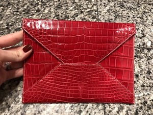 red envelope clutch bag