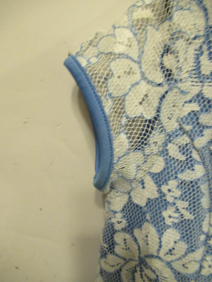 (P9) Superposición de encaje azul y blanco para niñas en forro azul de Xhilaration talla 10-12 Foto 3 de 4