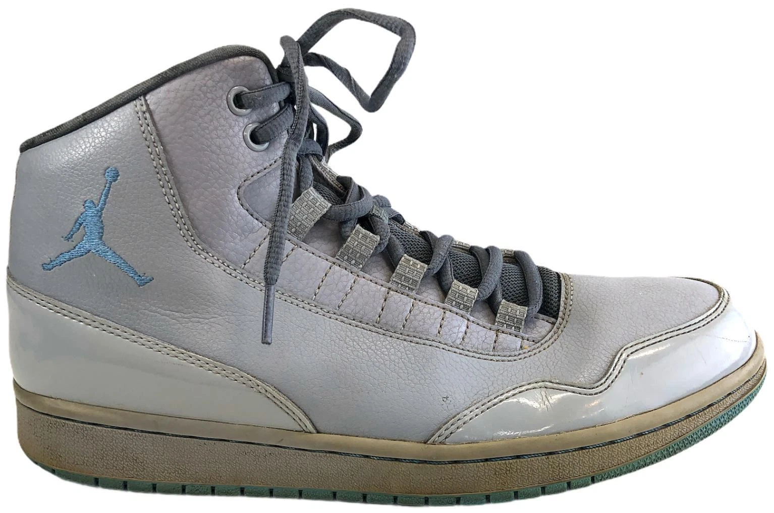 Jordan Executive White Gym Red for Sale | Authenticity Guaranteed
