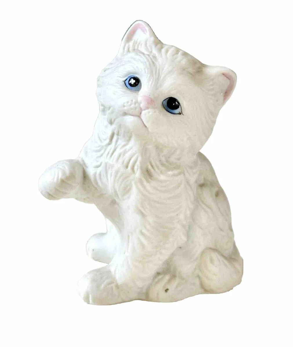 Vtg Homco White Porcelain Persian Kitty Cat/Kitten Figurine Blue
