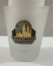 Chicago Windy City 3D medallion frosted shot glass