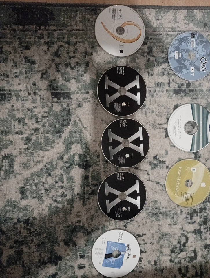 Apple Mac OS X 10.3 Panther- OS 9 und klassische G3/G4 Spielepaket - Bild 2 von 3