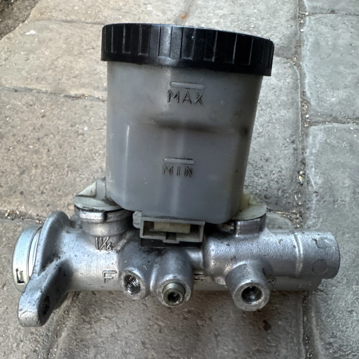 Genuine OEM Master Cylinders for Nissan 300ZX for sale | eBay