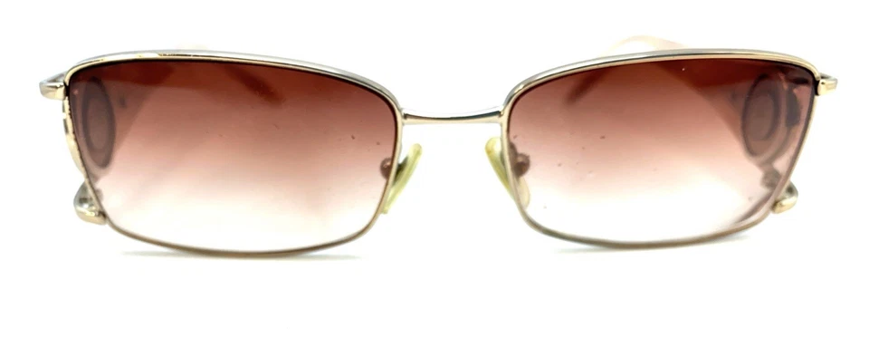 Gafas de sol Versace doradas blancas tostadas Mod 1131 1053 rectangulares lentes marrones 52-16 135 Foto 2 de 4